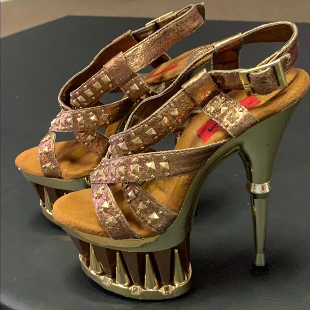 Gold Platforms - image 2